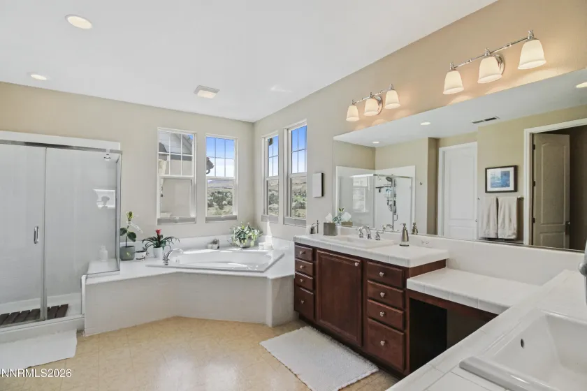 1625 Painted Rock, Reno, Nevada 89523, 4 Bedrooms Bedrooms, ,4 BathroomsBathrooms,Residential,Residential,Painted Rock,0,260009458