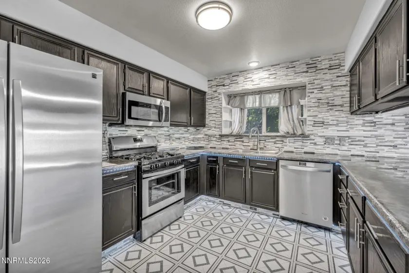 652 Silver Lace, Fernley, Nevada 89408, 3 Bedrooms Bedrooms, ,2 BathroomsBathrooms,Residential,Residential,Silver Lace,0,260009465