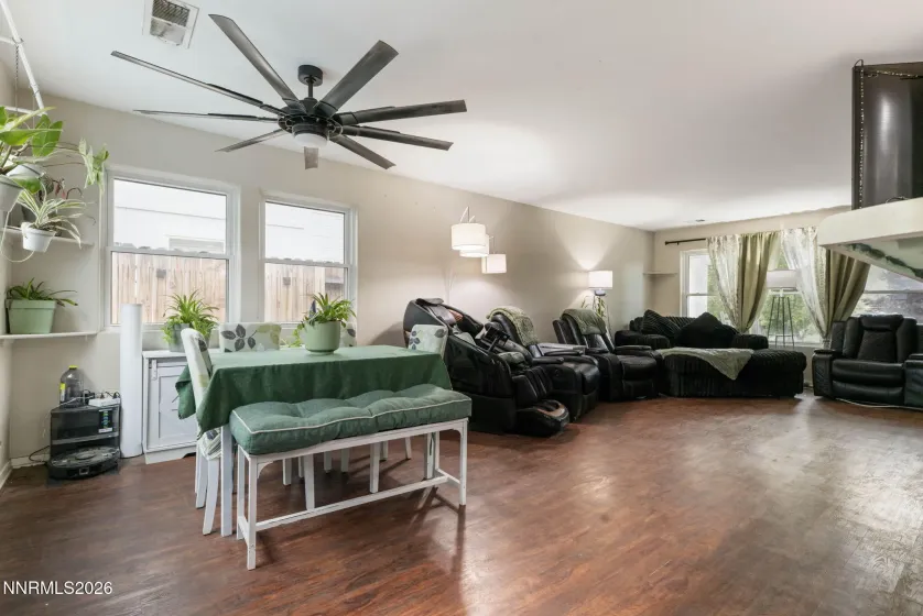 1341 Mountain Ash, Gardnerville, Nevada 89410, 3 Bedrooms Bedrooms, ,2 BathroomsBathrooms,Residential,Residential,Mountain Ash,0,260009467