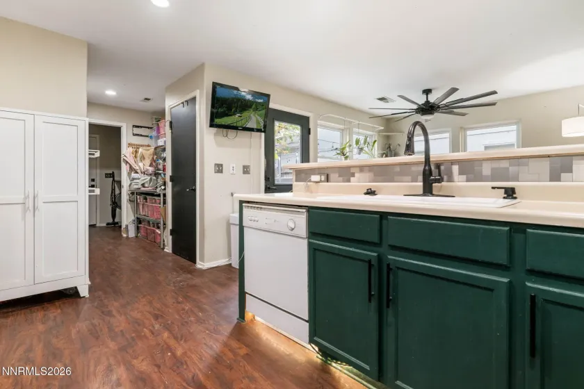 1341 Mountain Ash, Gardnerville, Nevada 89410, 3 Bedrooms Bedrooms, ,2 BathroomsBathrooms,Residential,Residential,Mountain Ash,0,260009467