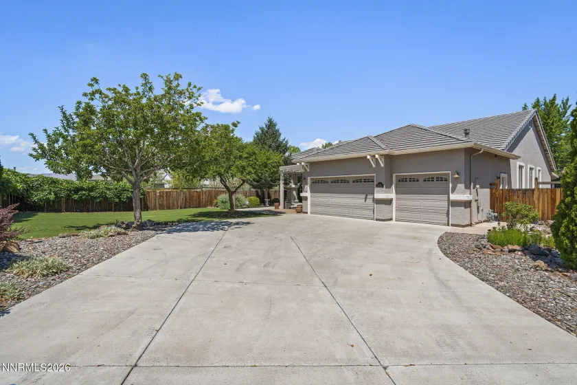 7495 Ash Peak, Sparks, Nevada 89436, 3 Bedrooms Bedrooms, ,3 BathroomsBathrooms,Residential,Residential,Ash Peak,0,260009469