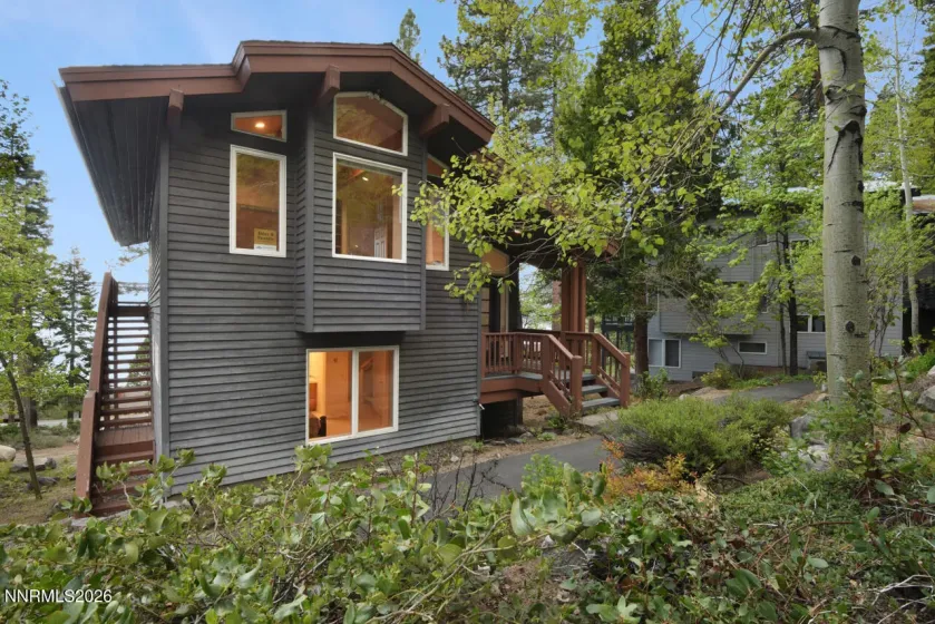 101 Red Cedar, Incline Village, Nevada 89451, 4 Bedrooms Bedrooms, ,4 BathroomsBathrooms,Residential,Residential,Red Cedar,0,260009472