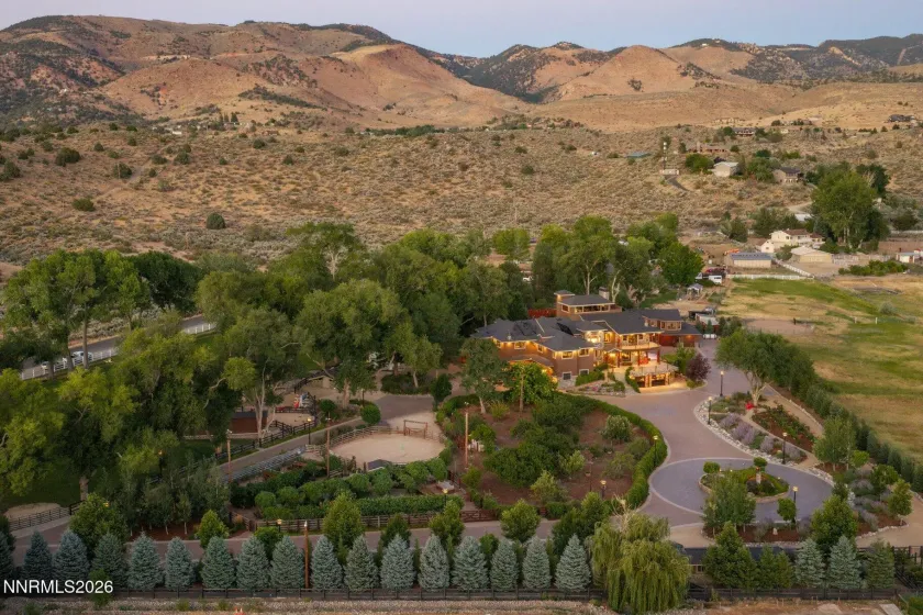 515 Rhodes, Reno, Nevada 89521, 7 Bedrooms Bedrooms, ,8 BathroomsBathrooms,Residential,Residential,Rhodes,0,260009474