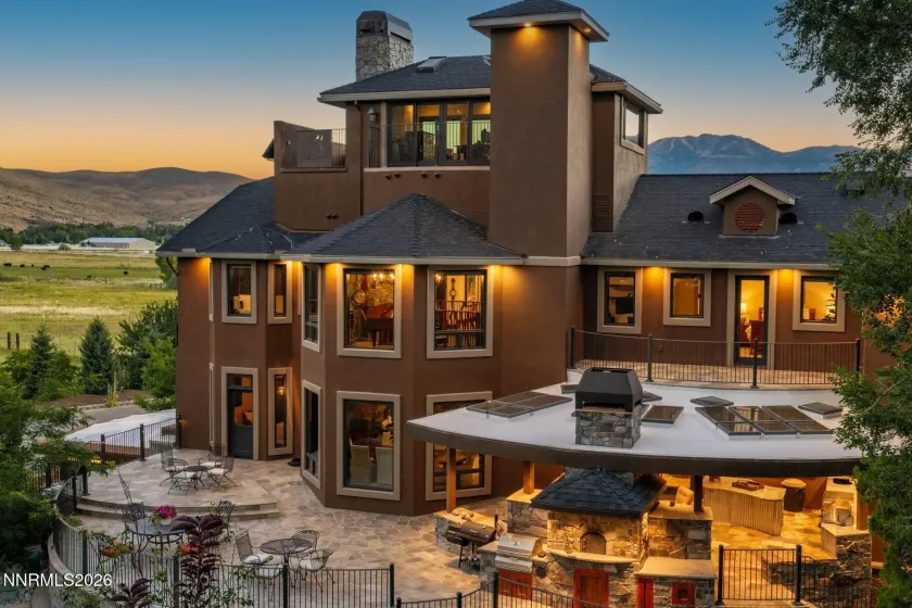 515 Rhodes, Reno, Nevada 89521, 7 Bedrooms Bedrooms, ,8 BathroomsBathrooms,Residential,Residential,Rhodes,0,260009474