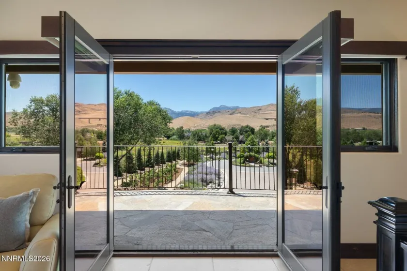 515 Rhodes, Reno, Nevada 89521, 7 Bedrooms Bedrooms, ,8 BathroomsBathrooms,Residential,Residential,Rhodes,0,260009474