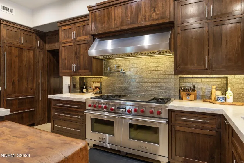 515 Rhodes, Reno, Nevada 89521, 7 Bedrooms Bedrooms, ,8 BathroomsBathrooms,Residential,Residential,Rhodes,0,260009474