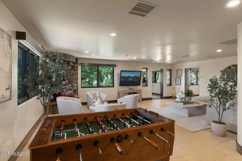 515 Rhodes, Reno, Nevada 89521, 7 Bedrooms Bedrooms, ,8 BathroomsBathrooms,Residential,Residential,Rhodes,0,260009474