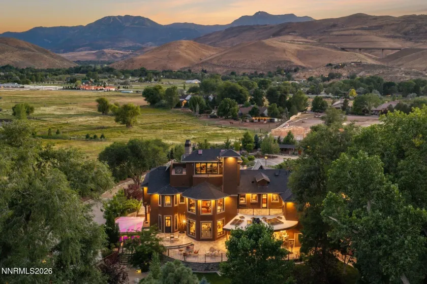 515 Rhodes, Reno, Nevada 89521, 7 Bedrooms Bedrooms, ,8 BathroomsBathrooms,Residential,Residential,Rhodes,0,260009474