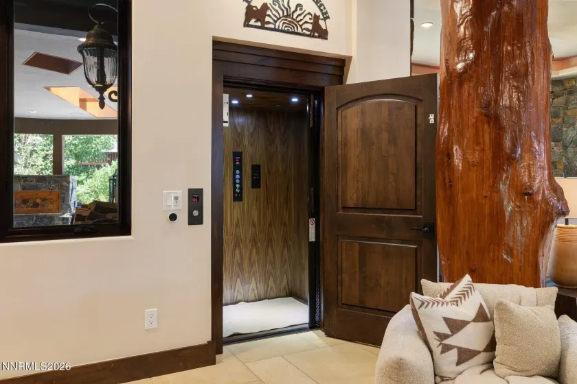515 Rhodes, Reno, Nevada 89521, 7 Bedrooms Bedrooms, ,8 BathroomsBathrooms,Residential,Residential,Rhodes,0,260009474
