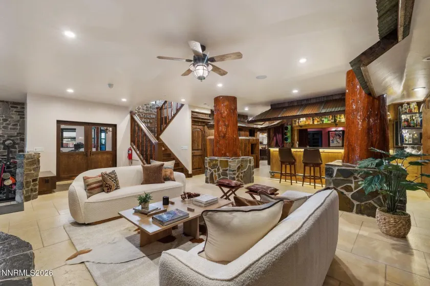 515 Rhodes, Reno, Nevada 89521, 7 Bedrooms Bedrooms, ,8 BathroomsBathrooms,Residential,Residential,Rhodes,0,260009474