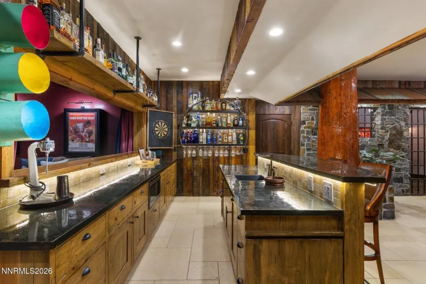 515 Rhodes, Reno, Nevada 89521, 7 Bedrooms Bedrooms, ,8 BathroomsBathrooms,Residential,Residential,Rhodes,0,260009474