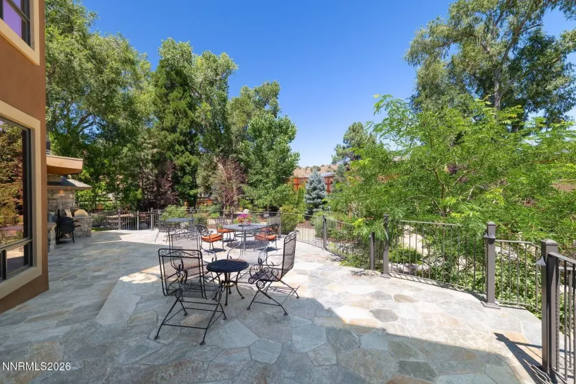 515 Rhodes, Reno, Nevada 89521, 7 Bedrooms Bedrooms, ,8 BathroomsBathrooms,Residential,Residential,Rhodes,0,260009474