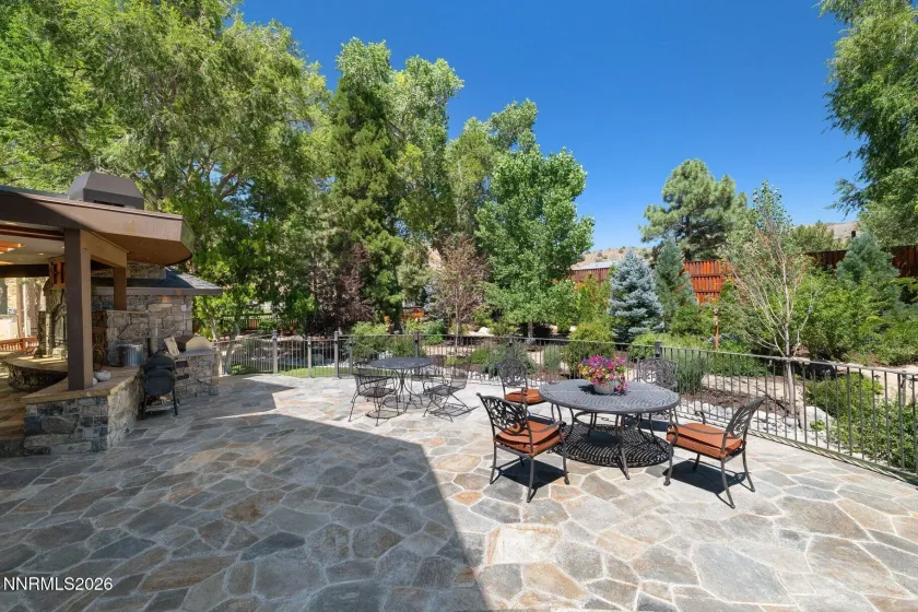 515 Rhodes, Reno, Nevada 89521, 7 Bedrooms Bedrooms, ,8 BathroomsBathrooms,Residential,Residential,Rhodes,0,260009474