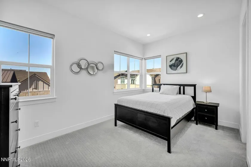 5445 Side Saddle, Reno, Nevada 89511, 5 Bedrooms Bedrooms, ,6 BathroomsBathrooms,Residential Lease,Manufactured,Side Saddle,0,260009478