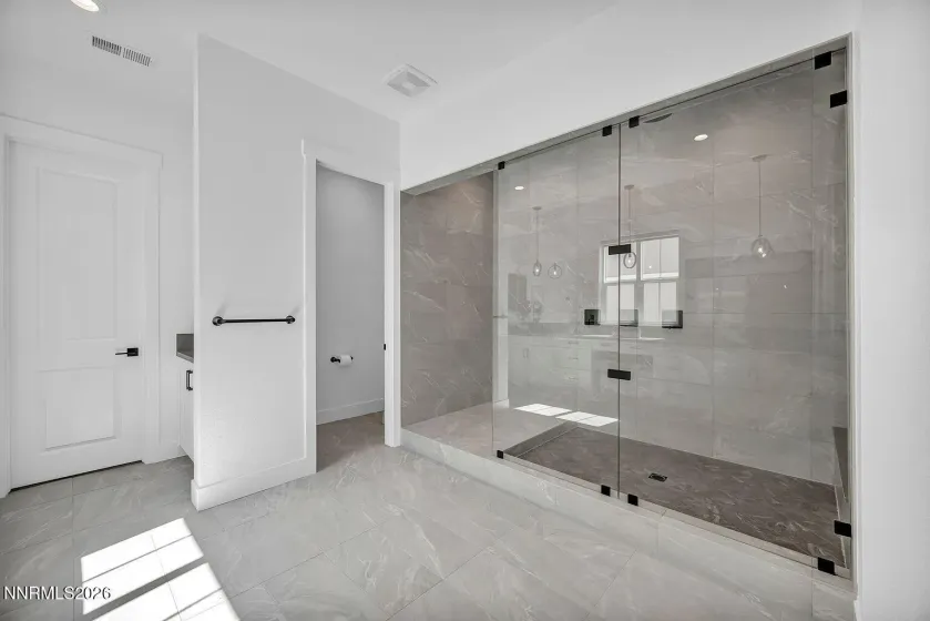 5445 Side Saddle, Reno, Nevada 89511, 5 Bedrooms Bedrooms, ,6 BathroomsBathrooms,Residential Lease,Manufactured,Side Saddle,0,260009478
