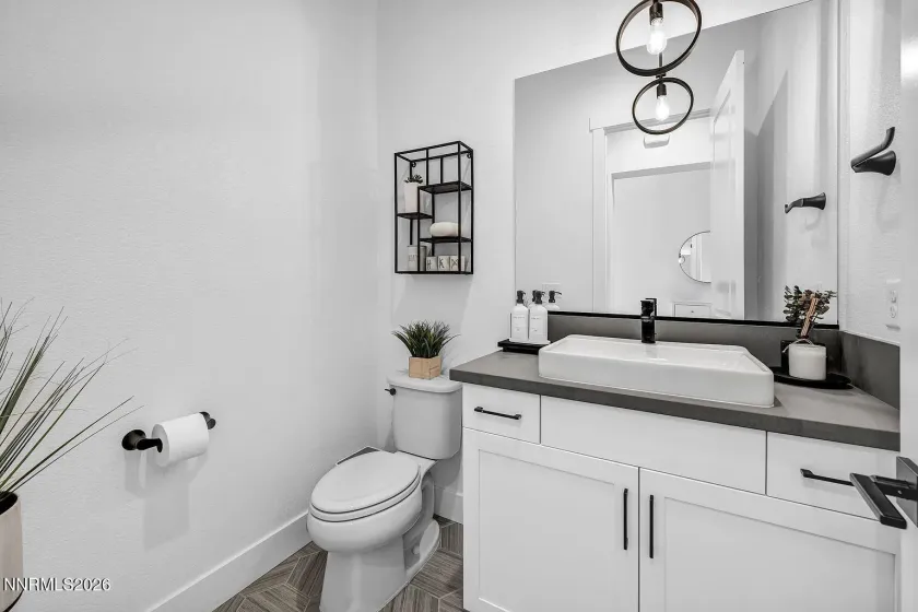 5445 Side Saddle, Reno, Nevada 89511, 5 Bedrooms Bedrooms, ,6 BathroomsBathrooms,Residential Lease,Manufactured,Side Saddle,0,260009478