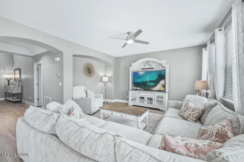 320 Sondrio, Reno, Nevada 89521, 4 Bedrooms Bedrooms, ,3 BathroomsBathrooms,Residential,Residential,Sondrio,0,260009480