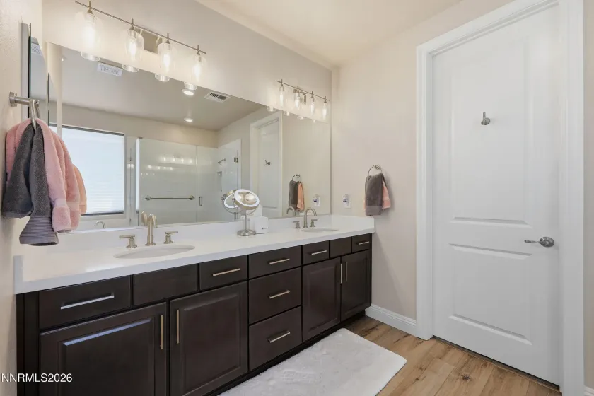 2345 Seaberry, Sparks, Nevada 89441, 4 Bedrooms Bedrooms, ,4 BathroomsBathrooms,Residential,Residential,Seaberry,0,260009492