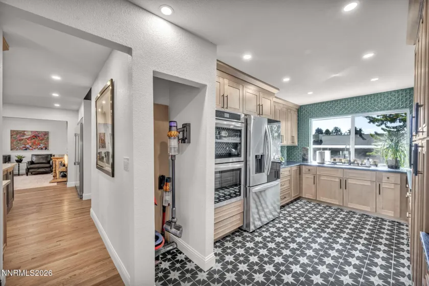 3233 Harvard, Carson City, Nevada 89703, 4 Bedrooms Bedrooms, ,3 BathroomsBathrooms,Residential,Residential,Harvard,0,260009495
