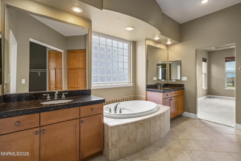 2855 Cedar Ridge, Reno, Nevada 89523, 4 Bedrooms Bedrooms, ,3 BathroomsBathrooms,Residential,Residential,Cedar Ridge,0,260009497