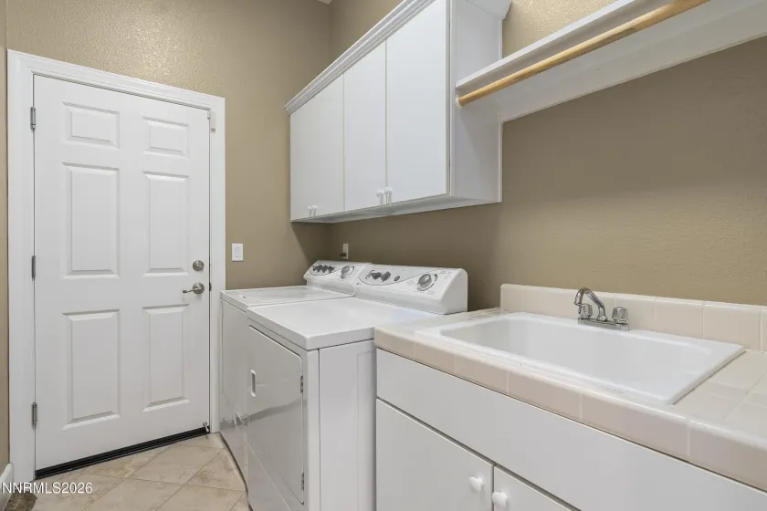 2855 Cedar Ridge, Reno, Nevada 89523, 4 Bedrooms Bedrooms, ,3 BathroomsBathrooms,Residential,Residential,Cedar Ridge,0,260009497