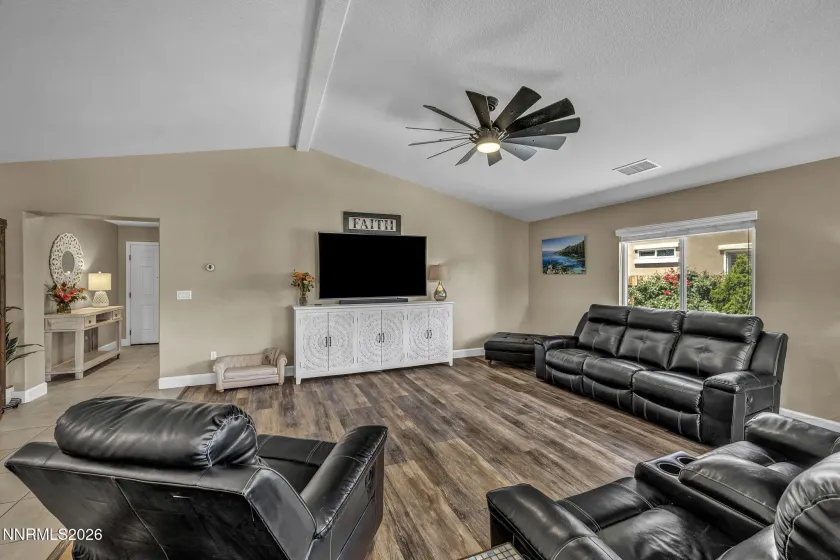 746 Mallard Crest, Spanish Springs, Nevada 89441, 4 Bedrooms Bedrooms, ,2 BathroomsBathrooms,Residential,Residential,Mallard Crest,0,260009501