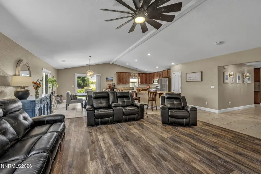 746 Mallard Crest, Spanish Springs, Nevada 89441, 4 Bedrooms Bedrooms, ,2 BathroomsBathrooms,Residential,Residential,Mallard Crest,0,260009501