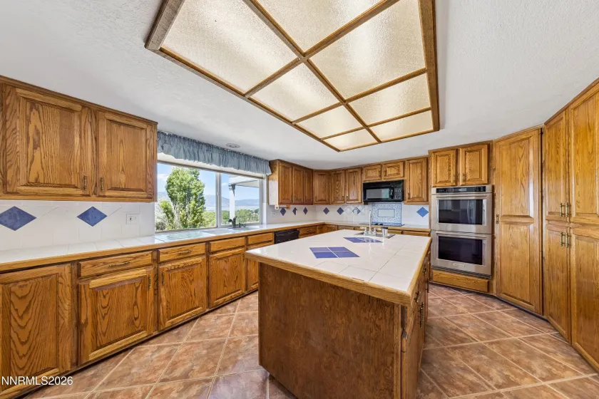 1680 Toni, Minden, Nevada 89423, 4 Bedrooms Bedrooms, ,3 BathroomsBathrooms,Residential,Residential,Toni,0,260009546