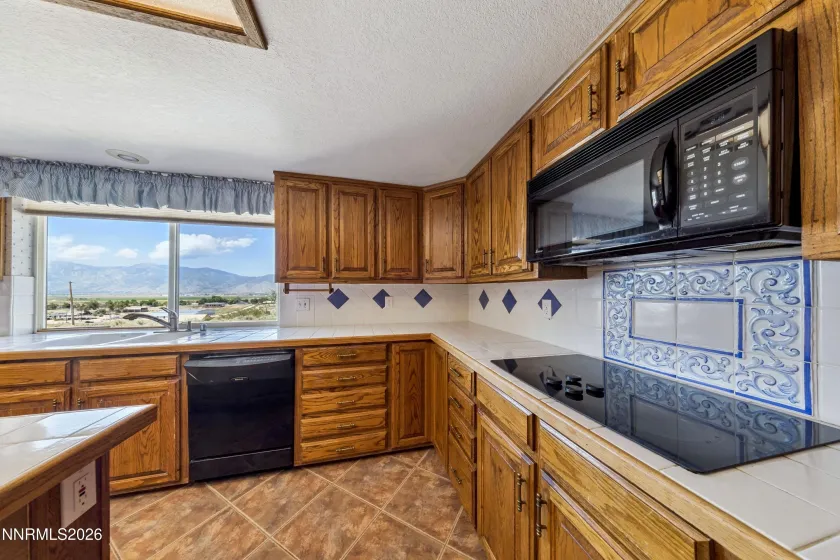1680 Toni, Minden, Nevada 89423, 4 Bedrooms Bedrooms, ,3 BathroomsBathrooms,Residential,Residential,Toni,0,260009546