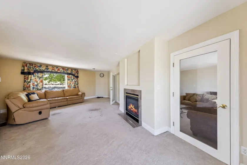 1680 Toni, Minden, Nevada 89423, 4 Bedrooms Bedrooms, ,3 BathroomsBathrooms,Residential,Residential,Toni,0,260009546
