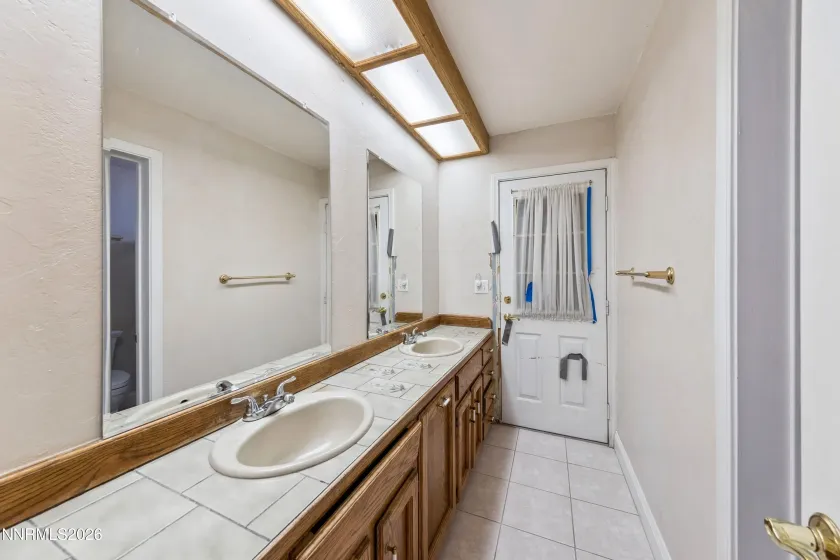 1680 Toni, Minden, Nevada 89423, 4 Bedrooms Bedrooms, ,3 BathroomsBathrooms,Residential,Residential,Toni,0,260009546