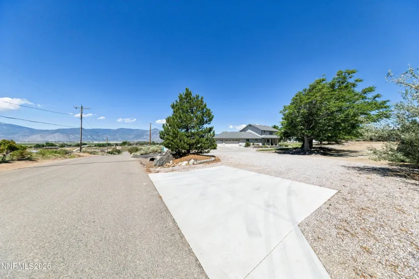 1680 Toni, Minden, Nevada 89423, 4 Bedrooms Bedrooms, ,3 BathroomsBathrooms,Residential,Residential,Toni,0,260009546