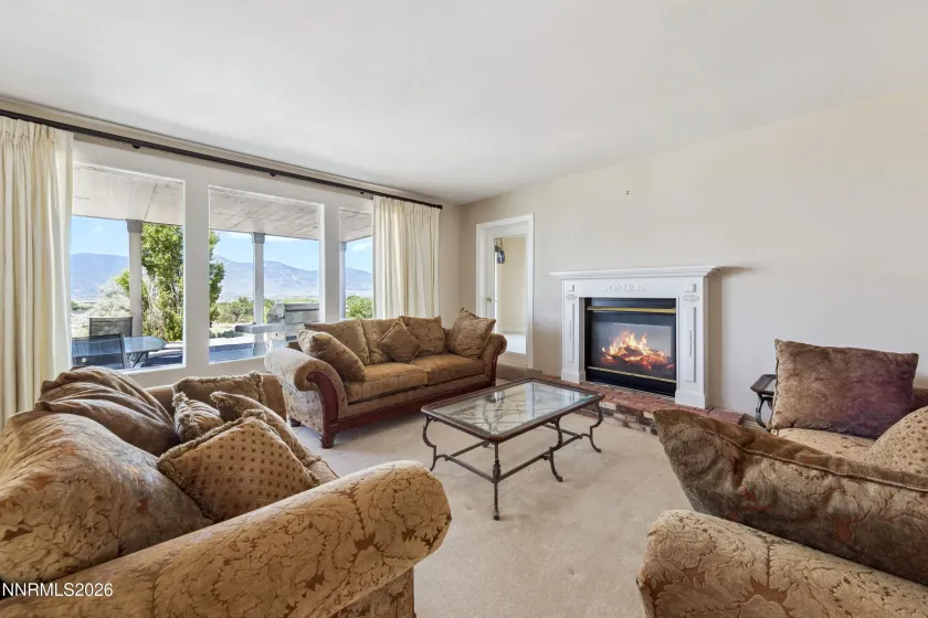 1680 Toni, Minden, Nevada 89423, 4 Bedrooms Bedrooms, ,3 BathroomsBathrooms,Residential,Residential,Toni,0,260009546