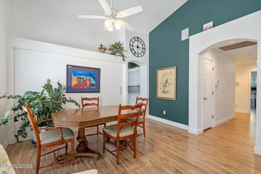 5355 Mesa Verde, Sparks, Nevada 89436, 3 Bedrooms Bedrooms, ,2 BathroomsBathrooms,Residential,Residential,Mesa Verde,0,260009547