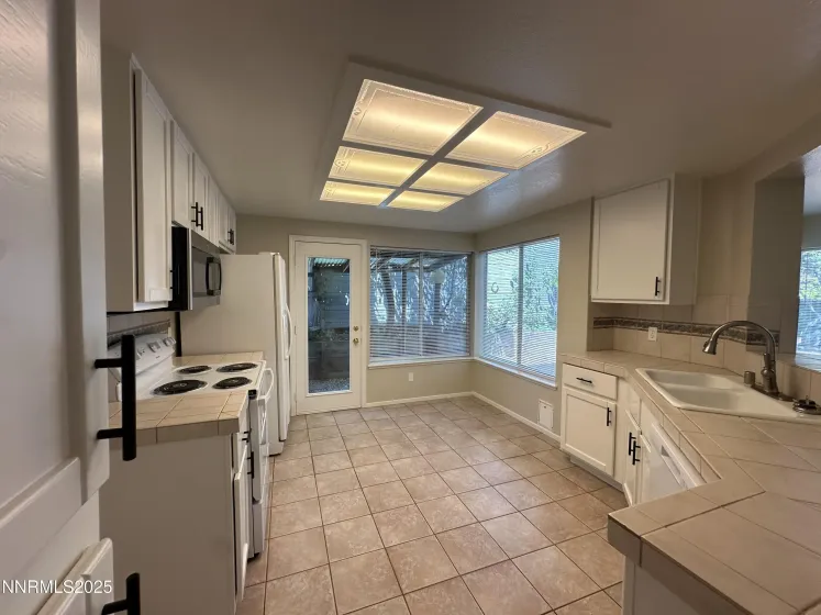 2635 Alpine Creek, Reno, Nevada 89519, 2 Bedrooms Bedrooms, ,3 BathroomsBathrooms,Residential Lease,Manufactured,Alpine Creek,0,260009549