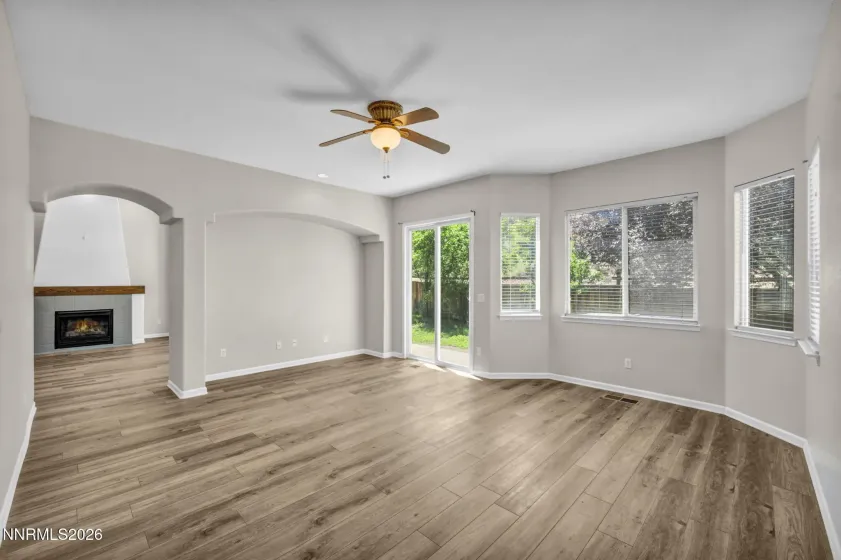 5835 Ingleston, Sparks, Nevada 89436, 5 Bedrooms Bedrooms, ,3 BathroomsBathrooms,Residential,Residential,Ingleston,0,260009552