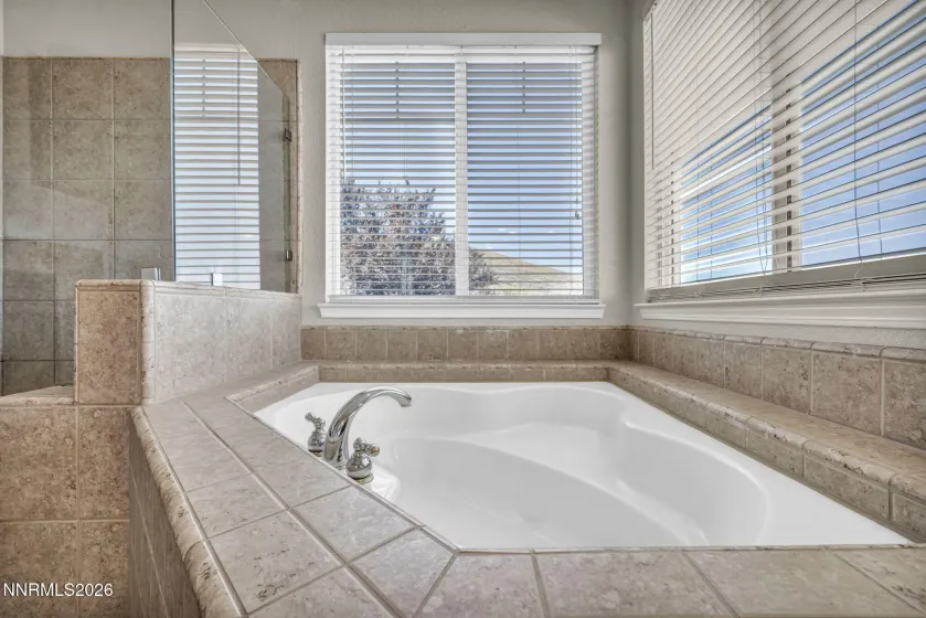 5835 Ingleston, Sparks, Nevada 89436, 5 Bedrooms Bedrooms, ,3 BathroomsBathrooms,Residential,Residential,Ingleston,0,260009552