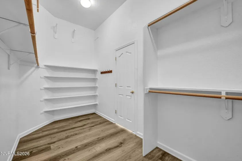5835 Ingleston, Sparks, Nevada 89436, 5 Bedrooms Bedrooms, ,3 BathroomsBathrooms,Residential,Residential,Ingleston,0,260009552