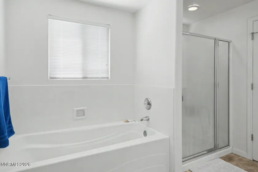 1182 Eagle Rock, Fallon, Nevada 89406, 4 Bedrooms Bedrooms, ,2 BathroomsBathrooms,Residential,Residential,Eagle Rock,0,260009556