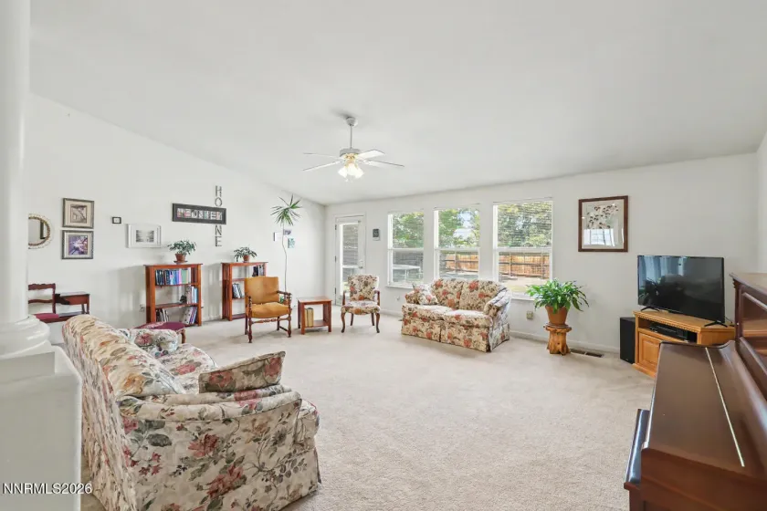 1182 Eagle Rock, Fallon, Nevada 89406, 4 Bedrooms Bedrooms, ,2 BathroomsBathrooms,Residential,Residential,Eagle Rock,0,260009556