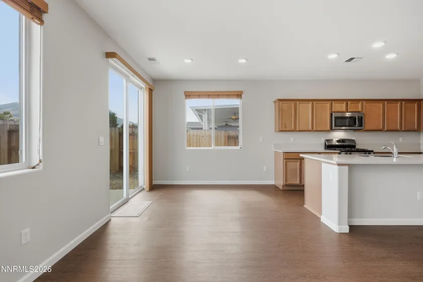 905 Estuary, Reno, Nevada 89506, 3 Bedrooms Bedrooms, ,2 BathroomsBathrooms,Residential,Residential,Estuary,0,260009506