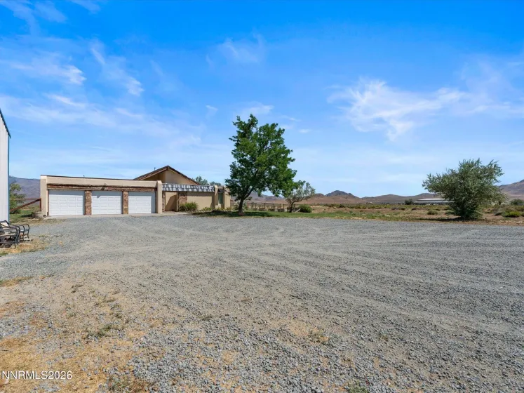 5200 Range Land, Reno, Nevada 89510, 4 Bedrooms Bedrooms, ,3 BathroomsBathrooms,Residential,Residential,Range Land,0,260009507