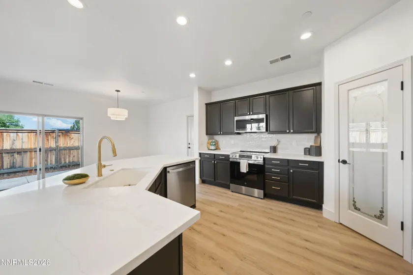580 Sand Crane, Sparks, Nevada 89436, 4 Bedrooms Bedrooms, ,3 BathroomsBathrooms,Residential,Residential,Sand Crane,0,260009510