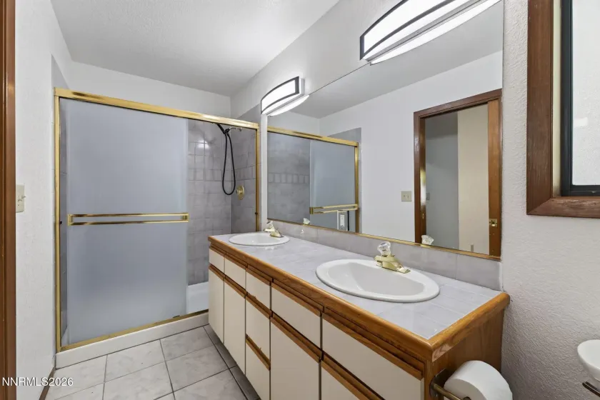 2601 Chaparral, Reno, Nevada 89509, 3 Bedrooms Bedrooms, ,2 BathroomsBathrooms,Residential,Residential,Chaparral,0,260009515