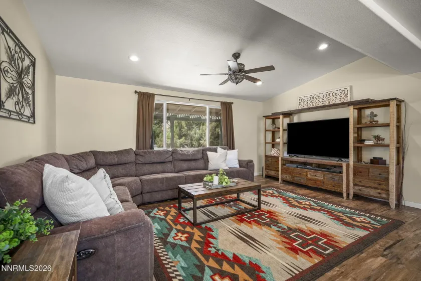 2775 Ramona, Reno, Nevada 89521, 3 Bedrooms Bedrooms, ,2 BathroomsBathrooms,Residential,Residential,Ramona,0,260009517
