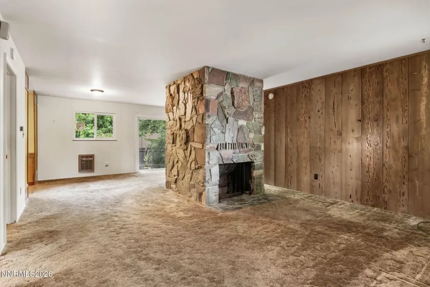 1312 Washington, Carson City, Nevada 89703, 3 Bedrooms Bedrooms, ,2 BathroomsBathrooms,Residential,Residential,Washington,0,260009520