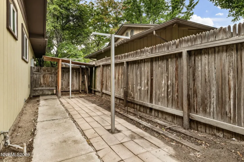1312 Washington, Carson City, Nevada 89703, 3 Bedrooms Bedrooms, ,2 BathroomsBathrooms,Residential,Residential,Washington,0,260009520