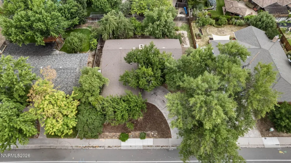 1312 Washington, Carson City, Nevada 89703, 3 Bedrooms Bedrooms, ,2 BathroomsBathrooms,Residential,Residential,Washington,0,260009520