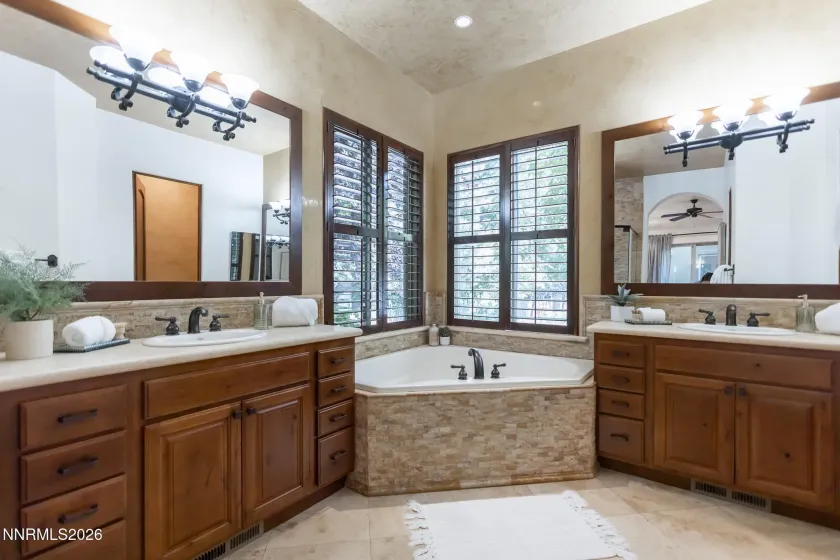 3990 San Donato, Reno, Nevada 89519, 3 Bedrooms Bedrooms, ,3 BathroomsBathrooms,Residential,Residential,San Donato,0,260009521