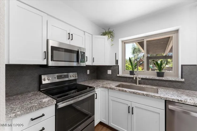 85 Rosetta Stone, Sparks, Nevada 89441, 3 Bedrooms Bedrooms, ,2 BathroomsBathrooms,Residential,Residential,Rosetta Stone,0,260009523